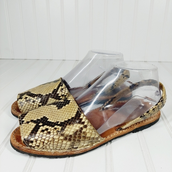 ishvara formentera Shoes - Ishvara Formentera Snakeskin Leather Peep Toe Sandals F21